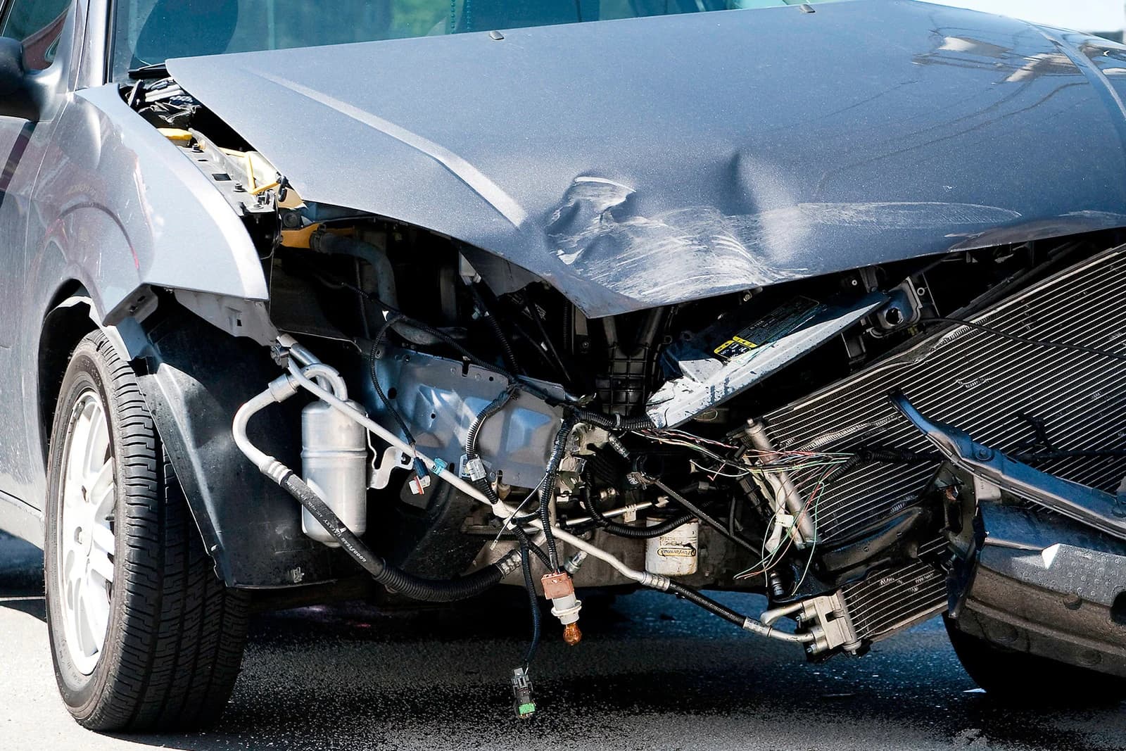 Auto Motorschaden Ankauf bei Unfall- und Getriebeschäden